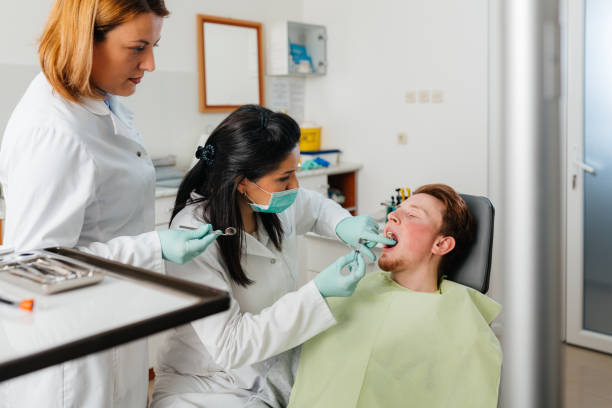 Best Cosmetic Emergency Dentistry in Bass Lake, IN